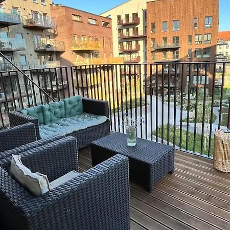 Modern Flat By The Sea Lägenhet